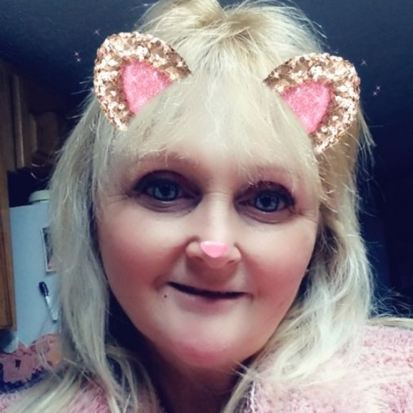 Meet your Posher, Robin - Picture 1 of 1